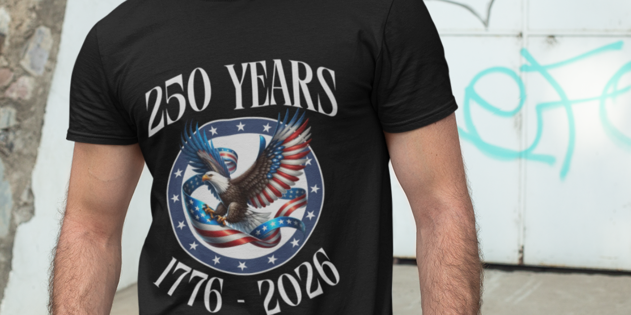 Soaring Eagle Badge 250 Year Anniversary 1776-2026 T-Shirt