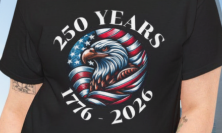 Flag Wrapped Eagle Badge 250 Year Anniversary 1776-2026 T-Shirt